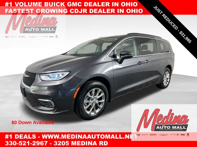 2022 Chrysler Pacifica Touring L