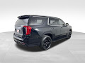 2022 GMC Yukon SLE