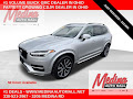 2017 Volvo XC90 T6 Momentum