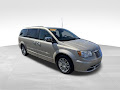 2015 Chrysler Town & Country Touring-L